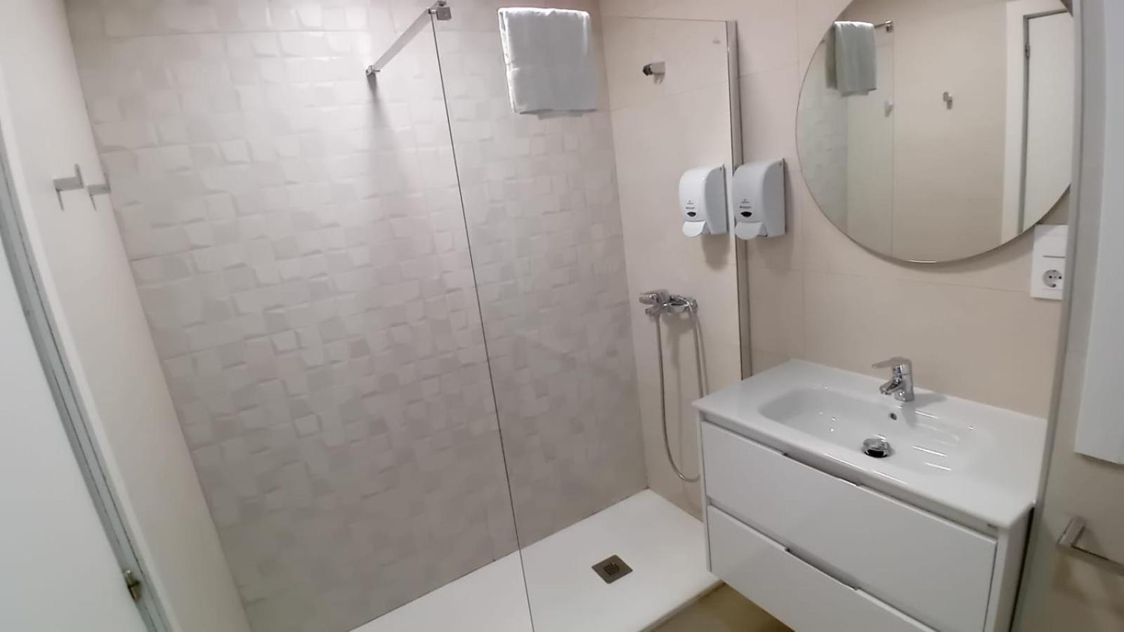شقة Amplio Piso Proximo A La Catedral Y El Camino. C2 سانتياغو دي كومبوستيلا المظهر الخارجي الصورة